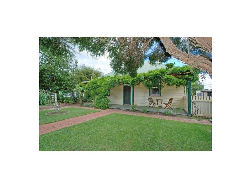 4 Vicary St, Triabunna TAS 7190