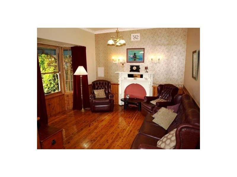 34 George St, Latrobe TAS 7307