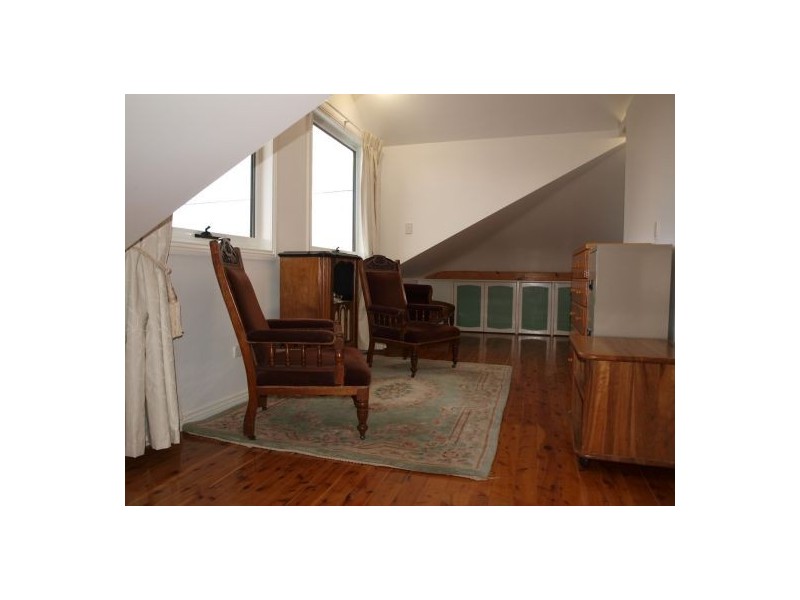 34 George St, Latrobe TAS 7307