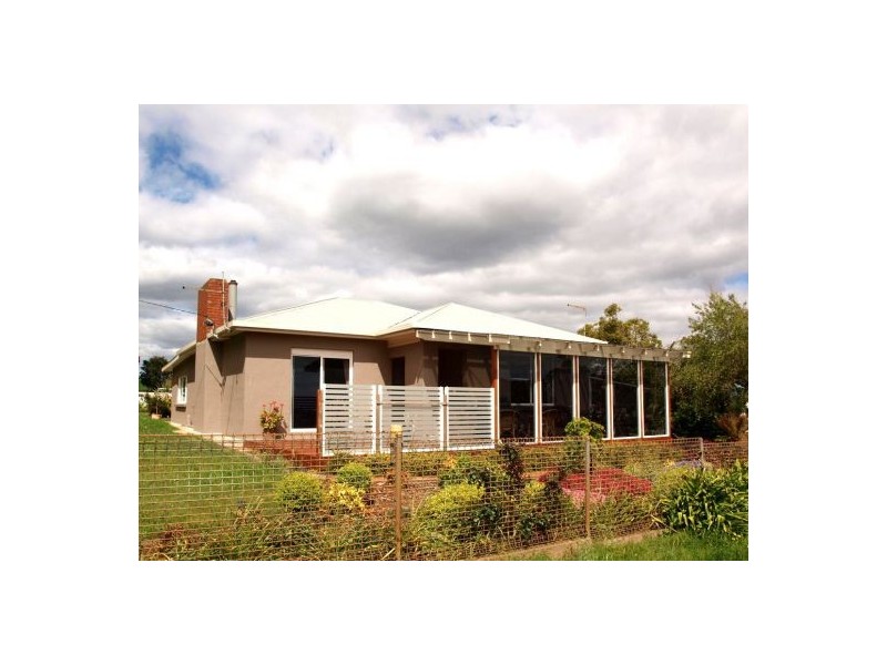 Latrobe TAS 7307