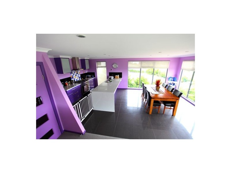 17 Weemala Lane, Devonport TAS 7310