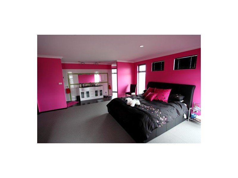 17 Weemala Lane, Devonport TAS 7310