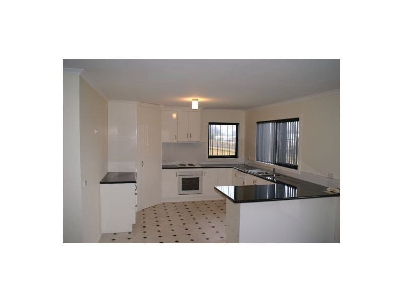 11 Earl Grove, Latrobe TAS 7307