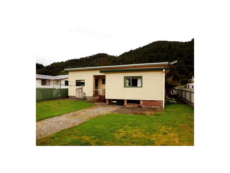 17 Grafton St, Queenstown TAS 7467