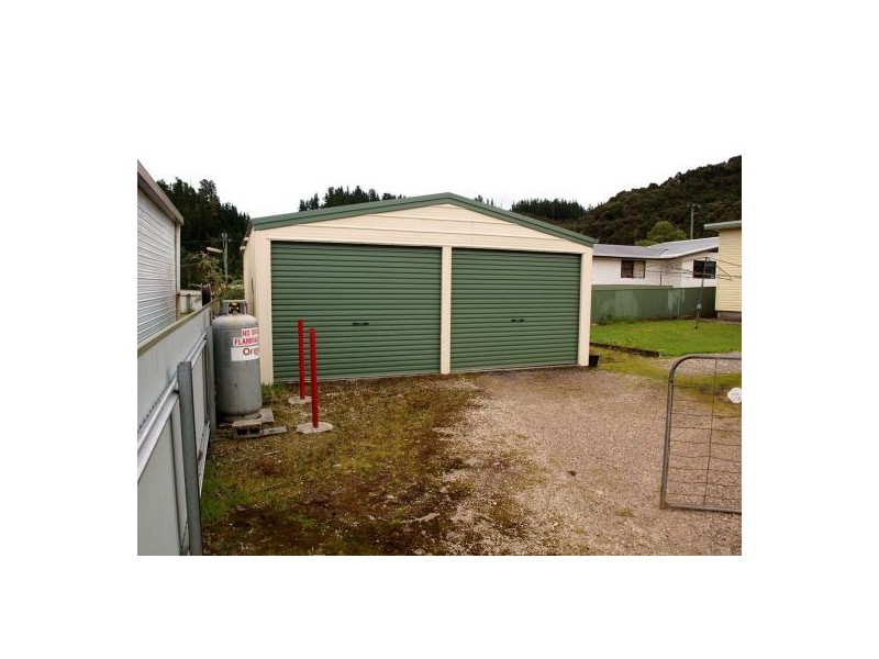 17 Grafton St, Queenstown TAS 7467