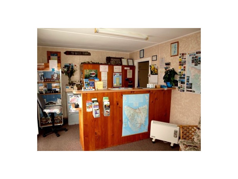 17 Grafton St, Queenstown TAS 7467