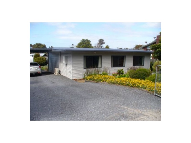 10 Oakden Place, Greens Beach TAS 7270