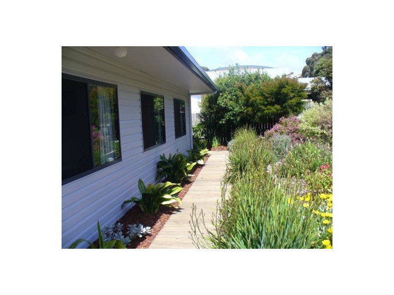 10 Oakden Place, Greens Beach TAS 7270