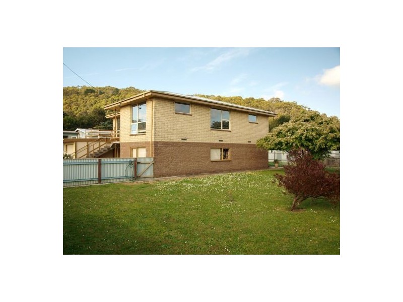 6 TWISS STREET, Latrobe TAS 7307