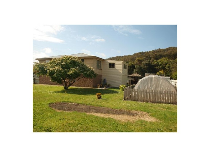 6 TWISS STREET, Latrobe TAS 7307