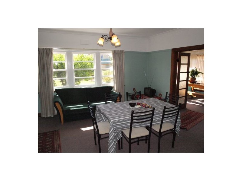 9 Henry St, Sheffield TAS 7306