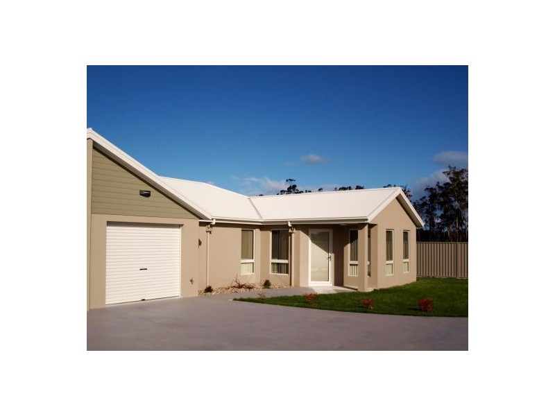 2/133 Bradshaw St, Latrobe TAS 7307