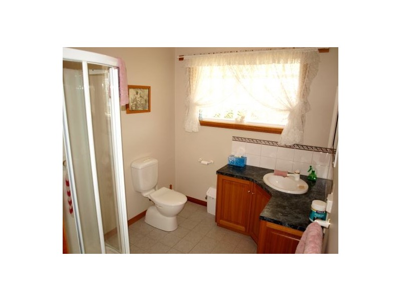 5  Alberta St, Latrobe TAS 7307