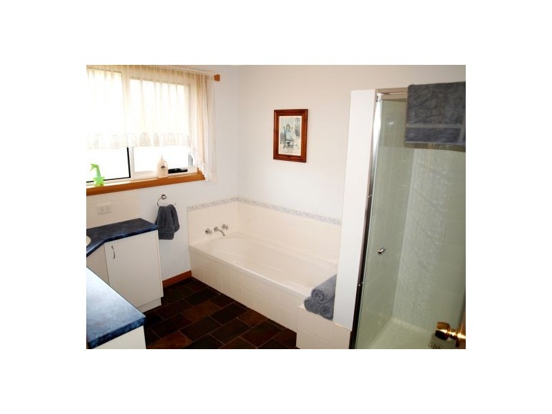 5  Alberta St, Latrobe TAS 7307