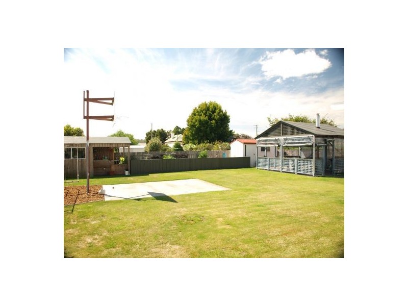5  Alberta St, Latrobe TAS 7307