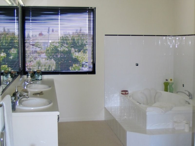 31 Victoria Parade, Devonport TAS 7310