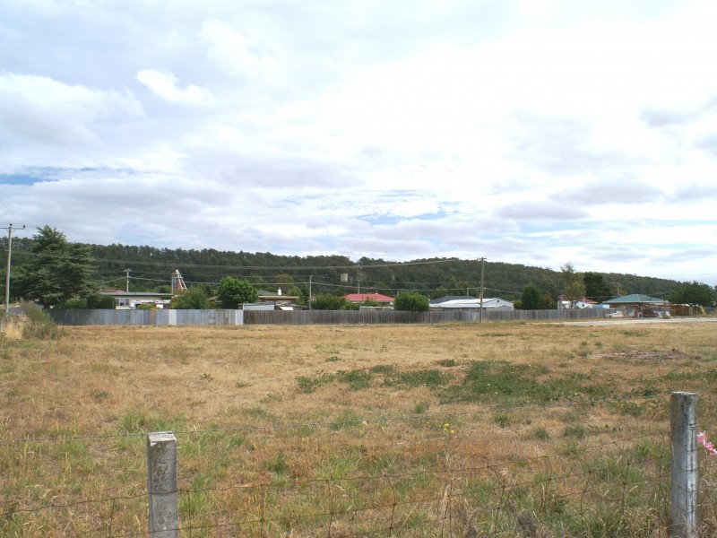 16A Grubb Street, Beaconsfield TAS 7270