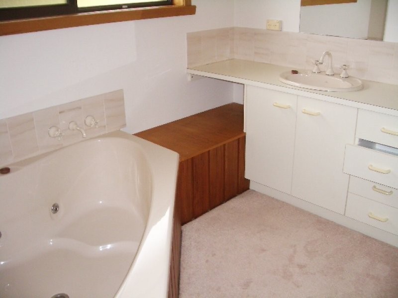 33 The Esplanade, Shearwater TAS 7307