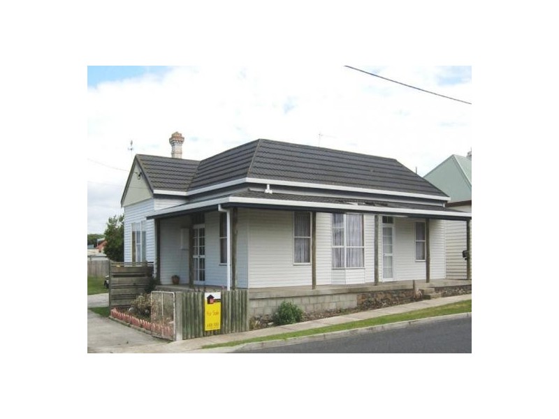 32 Hampden Street, Latrobe TAS 7307