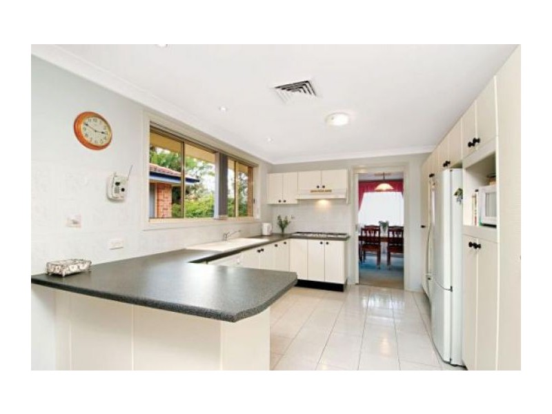 20 Woodgrove Ave, Cherrybrook NSW 2126