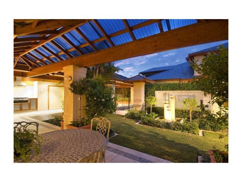 8 Kingscott Place, Castle Hill NSW 2154