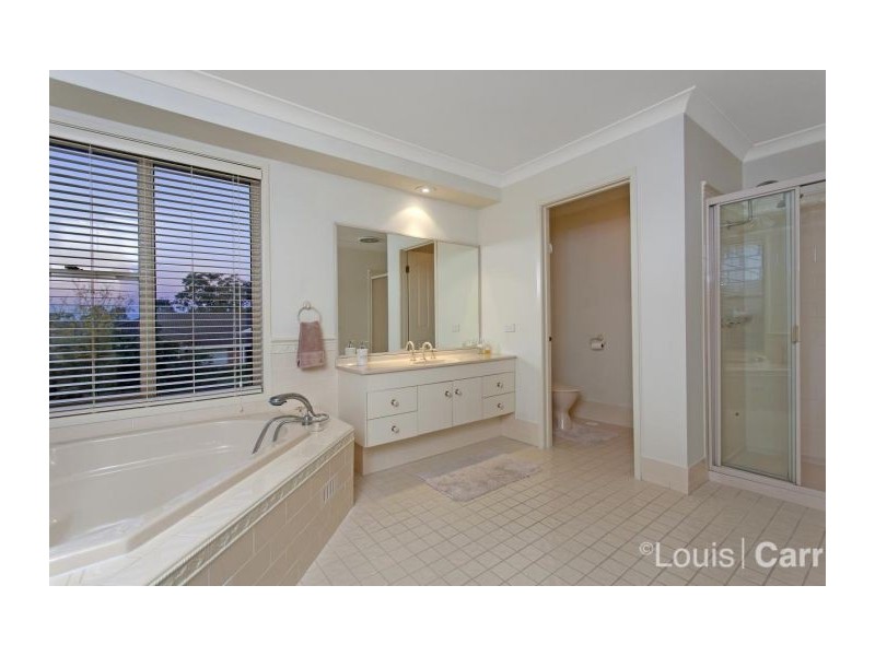 25 Arnold Janssen Drive, Beaumont Hills NSW 2155