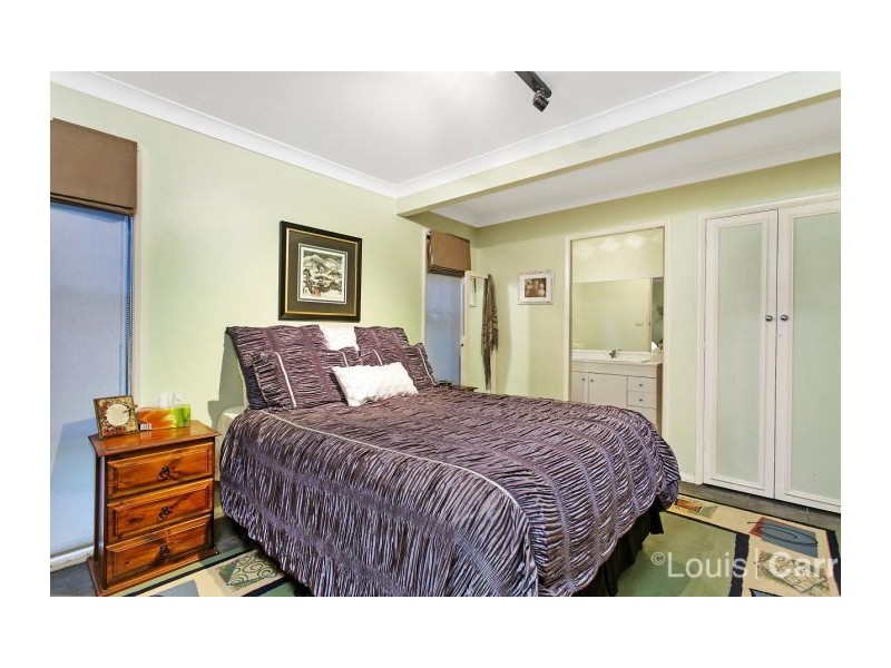 8 Sexton Avenue, Castle Hill NSW 2154