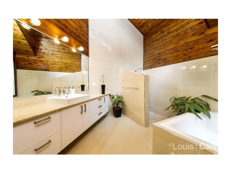 18 Hyde Avenue, Glenhaven NSW 2156