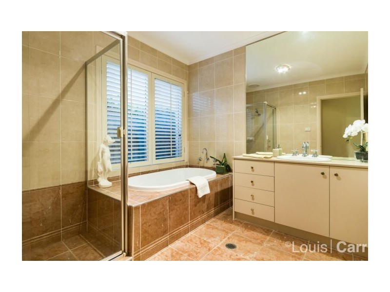 37 St Pauls Avenue, Castle Hill NSW 2154