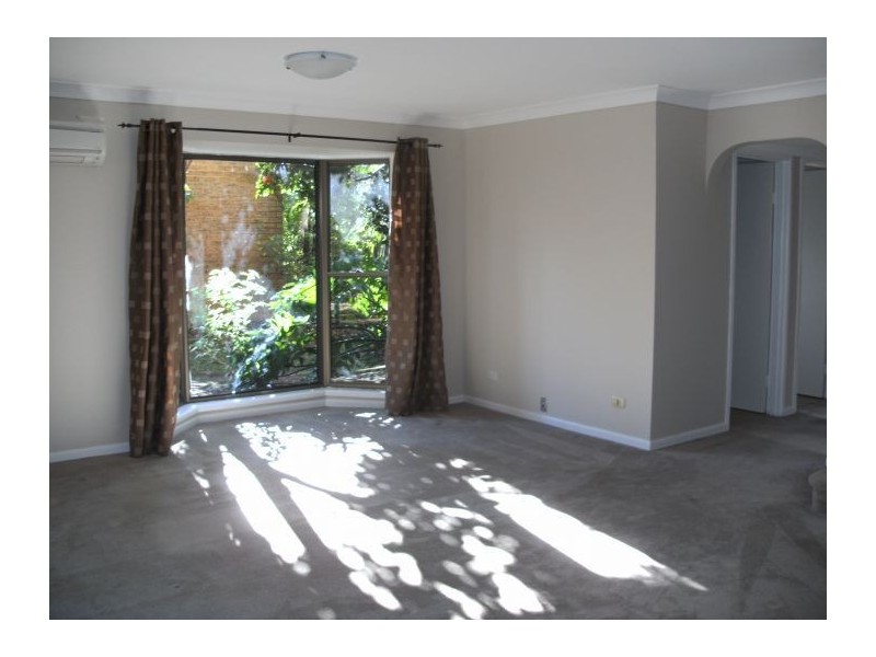 10 45 Edward Bennett Dr, Cherrybrook NSW 2126