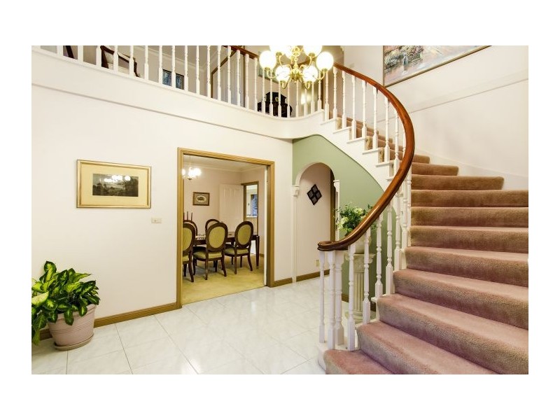 6 Ridgemont Close, West Pennant Hills NSW 2125