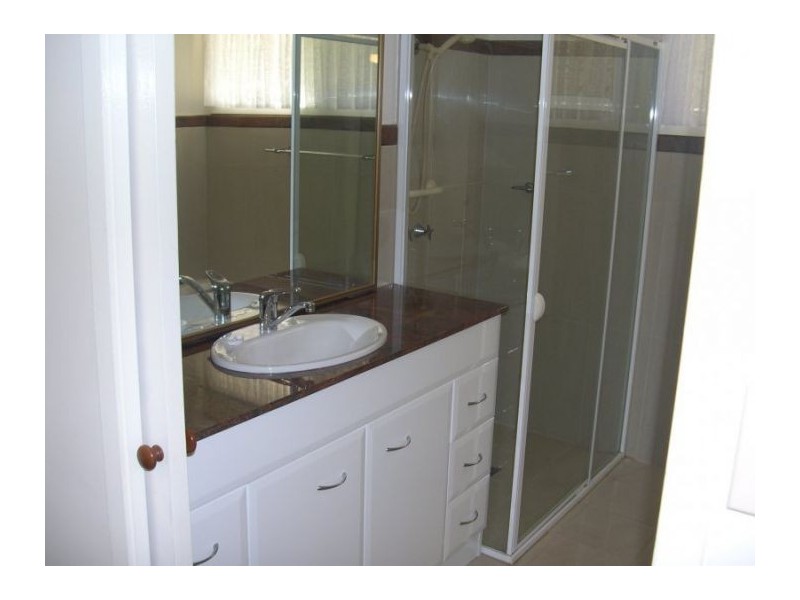 6 Garthowen Cres, Castle Hill NSW 2154