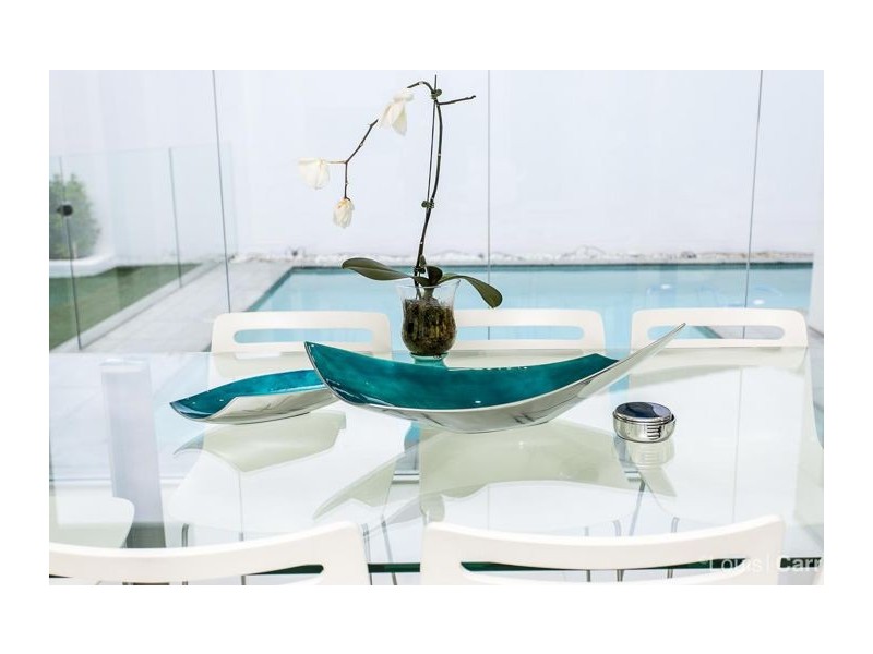 1 Glenview Close, Bella Vista NSW 2153