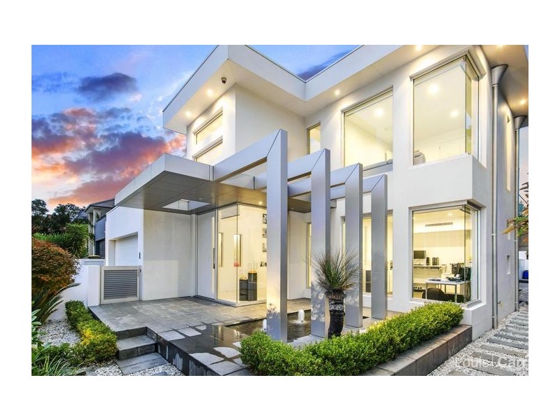 1 Glenview Close, Bella Vista NSW 2153