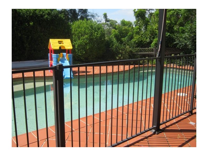 1 Sanctuary Point Rd, West Pennant Hills NSW 2125