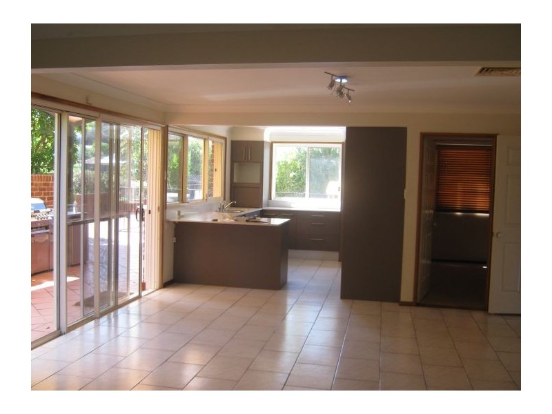 1 Sanctuary Point Rd, West Pennant Hills NSW 2125