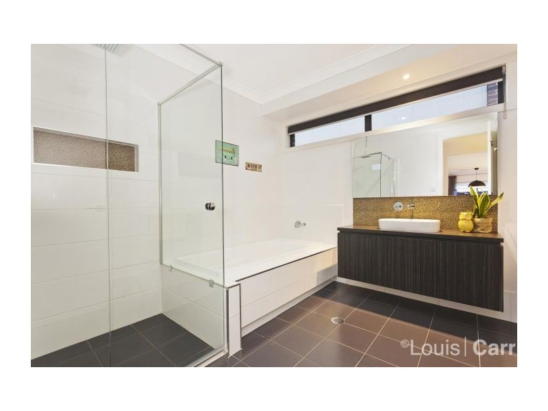 15 Redbourne Grange, Beaumont Hills NSW 2155