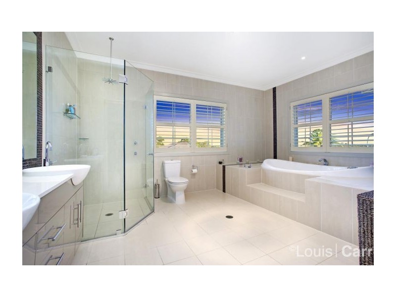 11 Brae Pl, Castle Hill NSW 2154