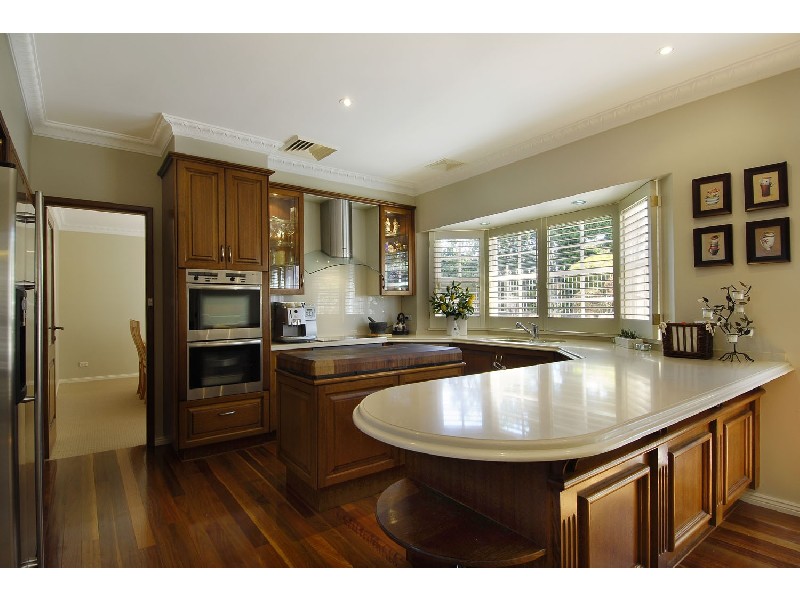 12 Barossa Court, Baulkham Hills NSW 2153