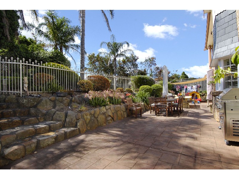 12 Barossa Court, Baulkham Hills NSW 2153