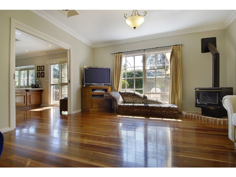 12 Barossa Court, Baulkham Hills NSW 2153