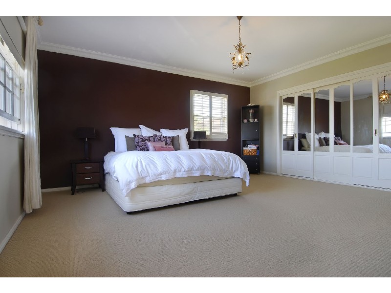 12 Barossa Court, Baulkham Hills NSW 2153