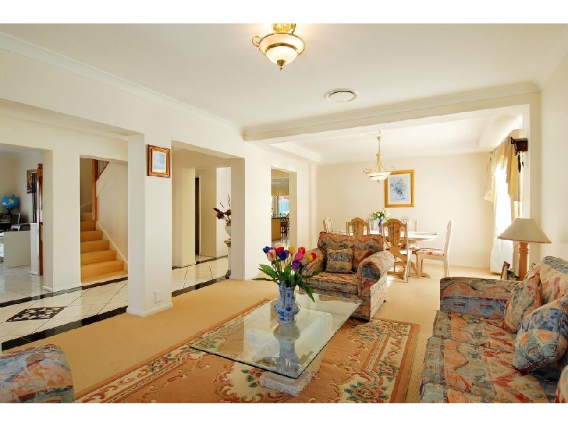 60 Bordeaux Crescent, Castle Hill NSW 2154