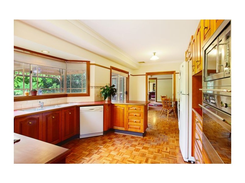 1 Parakeet Place, West Pennant Hills NSW 2125