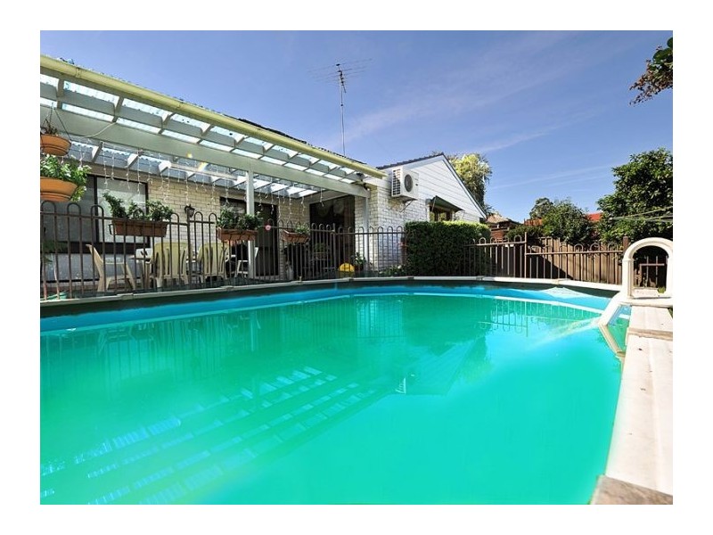 5 Guineviere Crt, Castle Hill NSW 2154