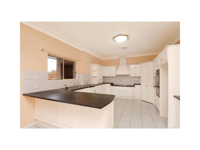 46 Fishburn Crescent, Castle Hill NSW 2154