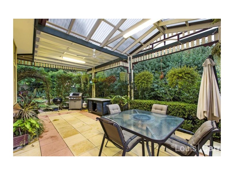 2 Finchley Place, Glenhaven NSW 2156