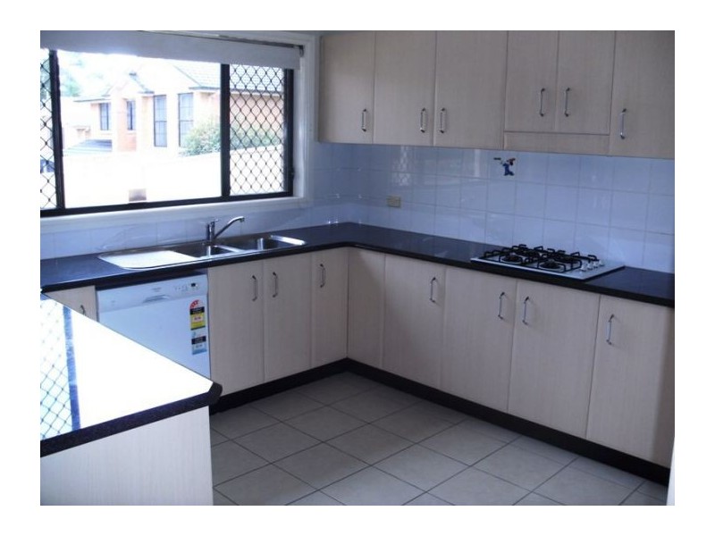 33 Robert Rd, Cherrybrook NSW 2126