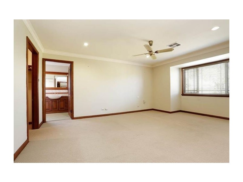 31 David Rd, Castle Hill NSW 2154
