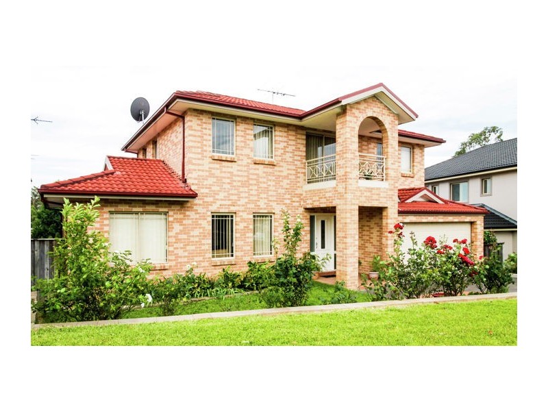 27 Comet Circuit, Beaumont Hills NSW 2155
